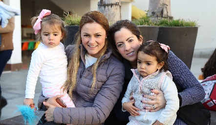  En el cumpleaños de Emma y Marcelo.