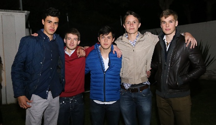  Santiago Ress, Carlos Celis, Daniel Goldaracena, Íñigo García y Daniel Gutiérrez.