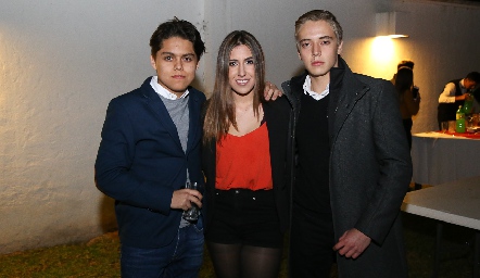  Carlos Rosales, María Paramo y Chema Zulaika .
