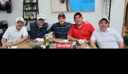   Toño Winder, Toño Ramírez, Rafa Valle, José Flores y Ricardo.