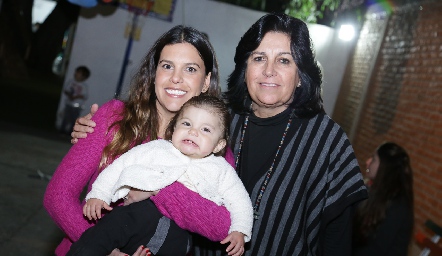  María José Barragán, Anajose y Cristina Suárez.