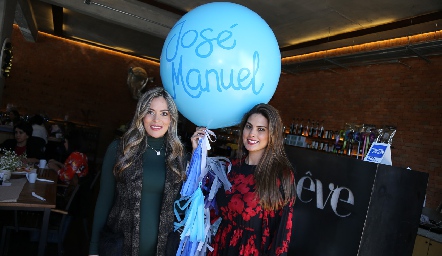  Elizabeth y Bárbara Berrones.