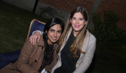 María Berrueta y Araceli Palau.