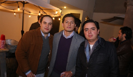  Mauricio Suárez, Jeshua Escobar y Toño Guzmán.