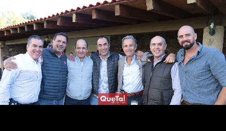  Agustín Esparza, Jorge Chevaile, Elías Abud, Fernando López, Francisco de la Rosa, Cali Hinojosa y Agustín Loyo.