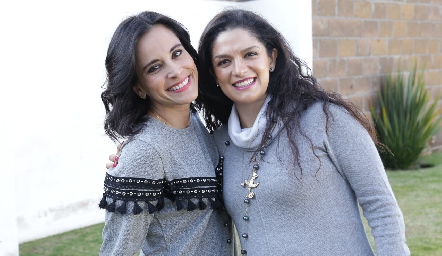  Ani Lu Enríquez y Daniela Gutiérrez.