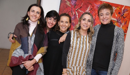  Montserrat Gómez, Marusa Maza, Sandra Burgos, Roxana Serna y Gaby Balbontín.