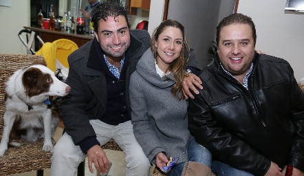  Jorge Leos, Patricia Córdova y Gerardo Leos.