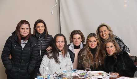  Elsa Félix, Lupita Mercado, Rocío de la Torre, Laura Monsech, Beatriz Villegas, Sandra Valle y Claudia Quiroz.