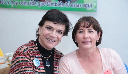  Mary Tova y Ana Aguiñaga.