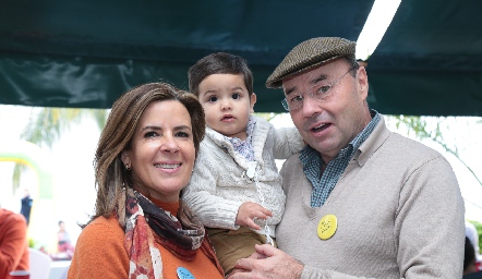  Martha Elena Muñiz, Emilio y Fernando López.