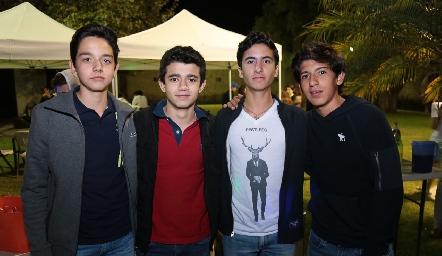  Mariano López, David Pérez, Nicolás Ramírez y Diego González.
