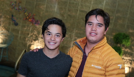  Pato y Alejandro Aguillón.