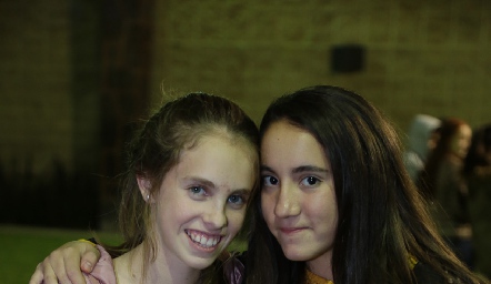  María José Gutiérrez y Ana Julia Diliz.