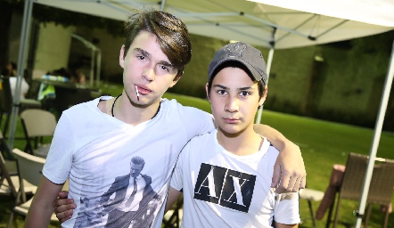  Eduardo Siller y Neto Arpayán.