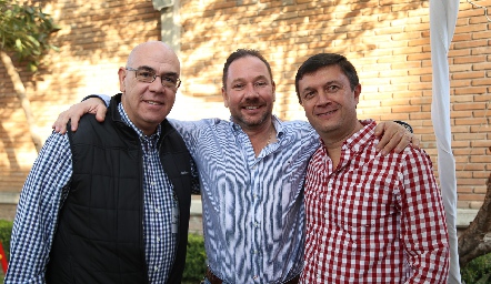  Javier González, Miguel Meizoso y Ramiro Rodríguez.