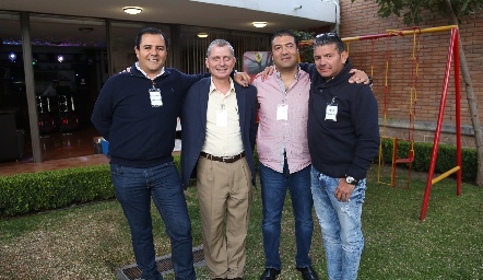  Eduardo González D´argence, Pepe García, Jesús González y Tito González.