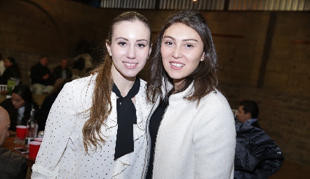  Paty Dantuñano y Liliana Medina.