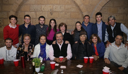  Familia Ress.