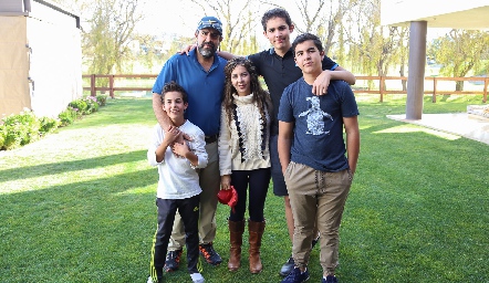 Familia Abaroa Fernández.