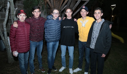  Amigos.