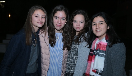  Diana, Renata, Ale y Sofi.