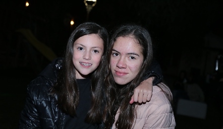  Ana y Renata.