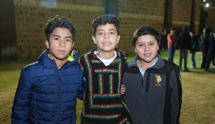  Emiliano, Andrés y Emmanuel.