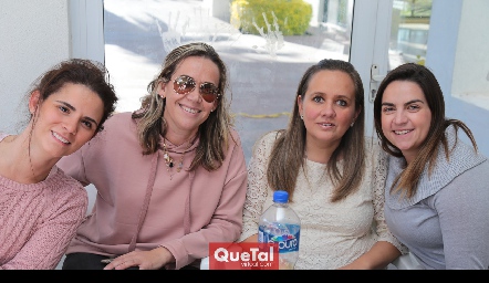  Fernanda, Mari Carmen, Marijó y Maripepa.