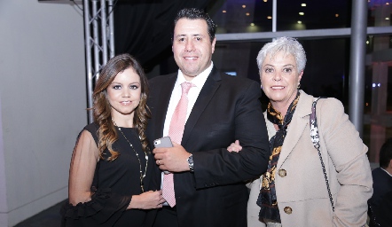  Carolina, Juan Pablo Torres y María Elena Gordoa.