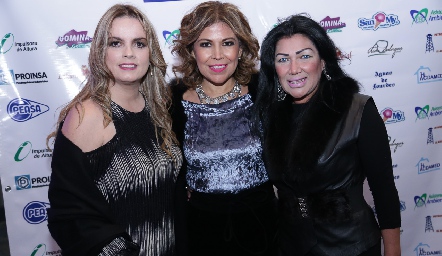  Verónica Zúñiga, Adriana Rueda y Mónica Cabrero.