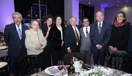  Carlos, Lupita Cepeda, Lilia, Raquel, Guillermo, Guillermo Aldrett, Juan Manuel Carreras López y Lorena Valle.