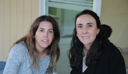  Cristina Barragán y Regina Ibáñez.