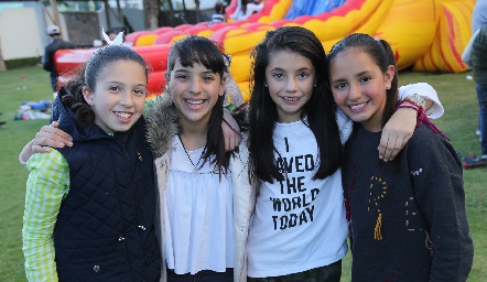  Ana Cris, Lucciana, Fernanda y Vale.