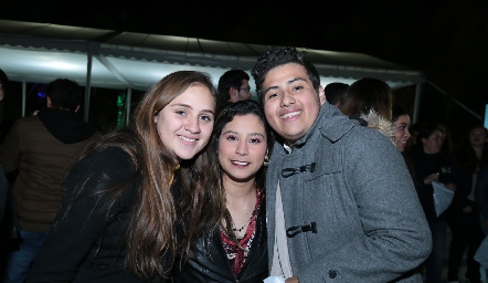  Alicia, Alma y Blas.