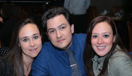  María Escandón, Sebastián Galán y Andrea Ruiz.