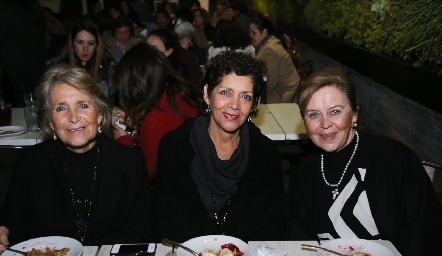  Pita Espinosa, Ofelia Díaz Infante y Chela Wagner.