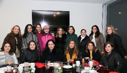  Mary Tere, Marianela, Pinky, Marta, Georgina, Kikis, Aranzazú, Came, Ximena, Gaby, Mayte, Marcela, Claudia, Adriana y Ale.
