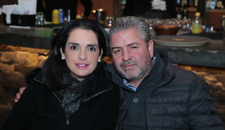  Maricel Guitérrez y Oscar Vera.