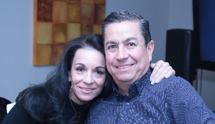  Adriana Espinosa y Alejandro Sánchez.