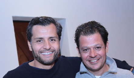  Carlos de Los Santos y Mauricio Silva.