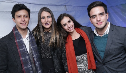  Ulises Santoyo, Vero Pérez, Maggie Garcín y Víctor Aldasoro.