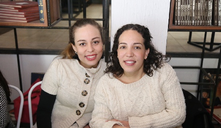 Fernanda Torres y Sofía Torres.