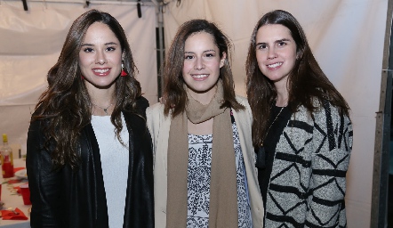  Adriana Narváez, Ale Ramírez y Ana Gaby González.