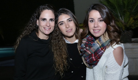  Jessica, Mayra y Marcela.
