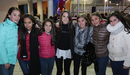  Regina González, Lucero Robledo, Marijó Medina, Bárbara González, Andrea Almaguer, Valeria Flores y María Fernanda Téllez.