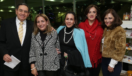  Dr. Rosillo, Martha Acevedo, Lila de Zamanillo, Oti Ruiz y Gladys Castellanos.