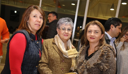  Lucia de Alba, Maris de Alba y Mónica Flores.