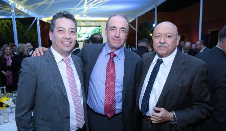  Mario León, Alejandro Herrera y Agustín Jiménez.