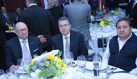  Jesús Sánchez Villarreal, José Luis Ugalde y Gilberto Hernández Villafuerte.